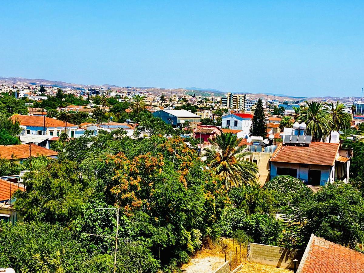 Bali Suites 303 Larnaca Exteriör bild